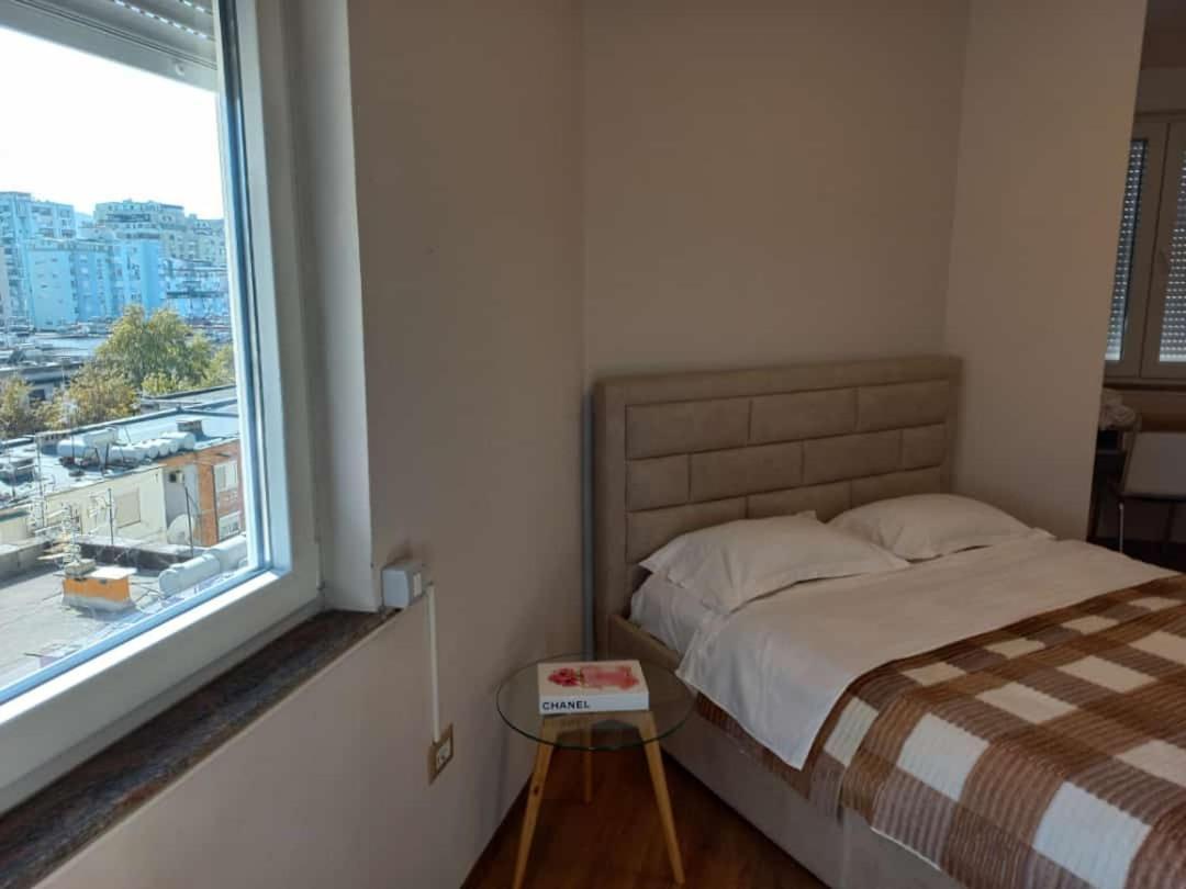 Penthouse Rooms & Aparts Tirana Exterior foto