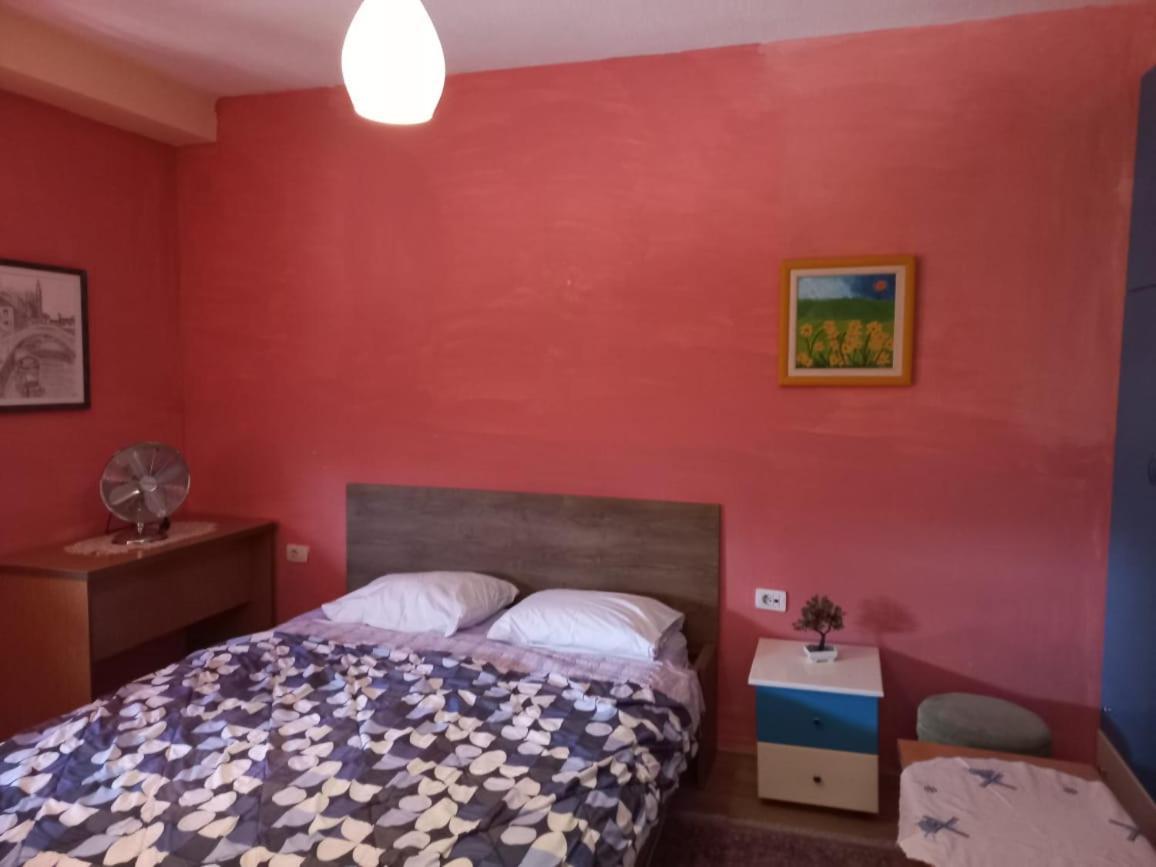 Penthouse Rooms & Aparts Tirana Exterior foto